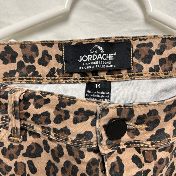 Jordache Animal Print Jeggings - Picture 3 of 5